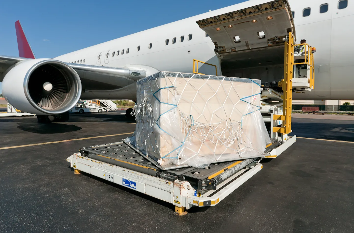 Shalom containers Transports and Logistics service