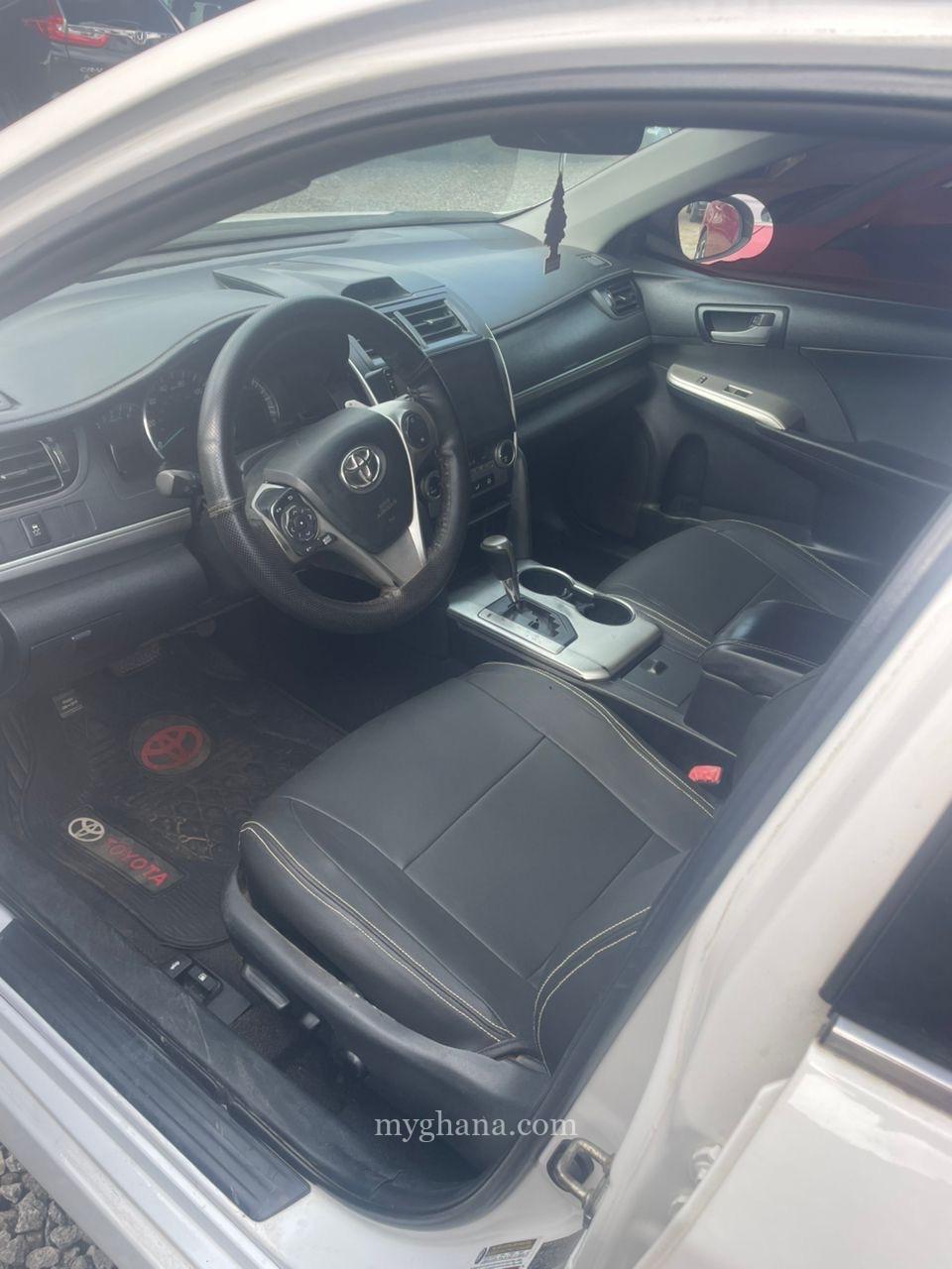 2014 TOYOT CAMRY