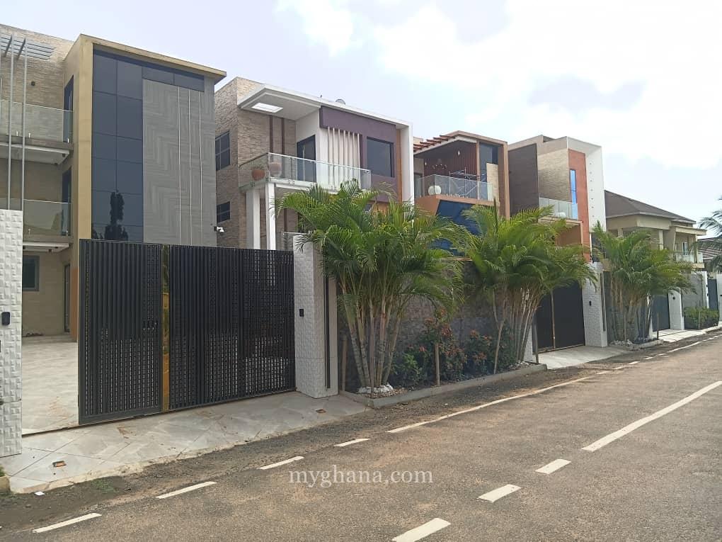 Executive 4 bedroom house for sale at Adjiringanor, East Legon, Accra