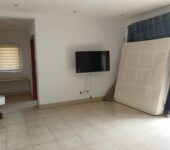Executive three bedroom townhouse to let at Airport Residential Area, Accra