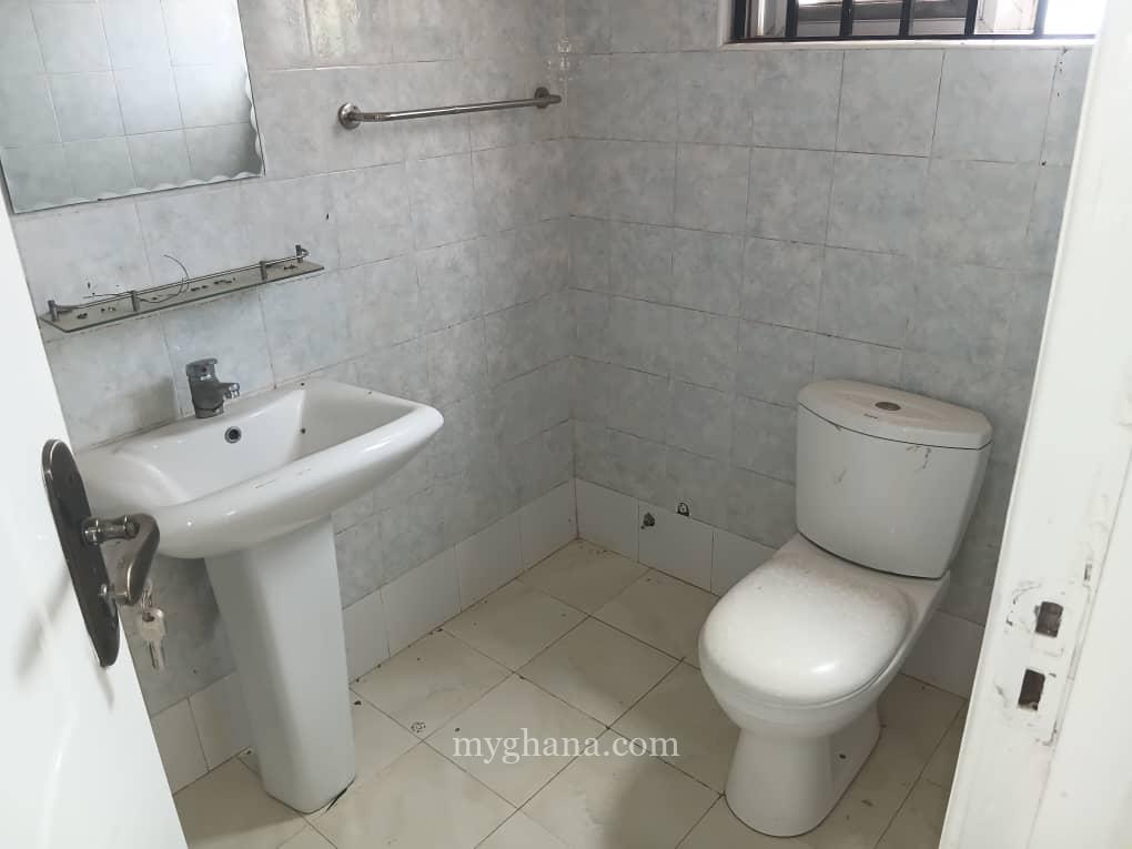 Newly built 3 bedroom house for sale at Ofankor, Asofa – Accra