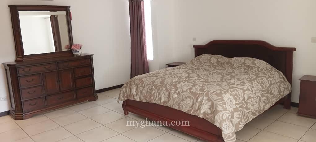 Furnished 4 bedroom apartment to let at Cantonments, Accra