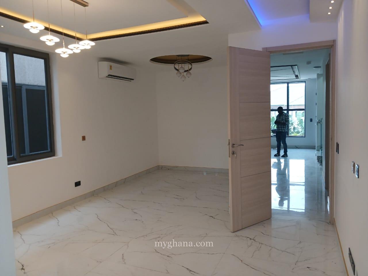 Executive 4 bedroom house for sale at Adjiringanor, East Legon, Accra