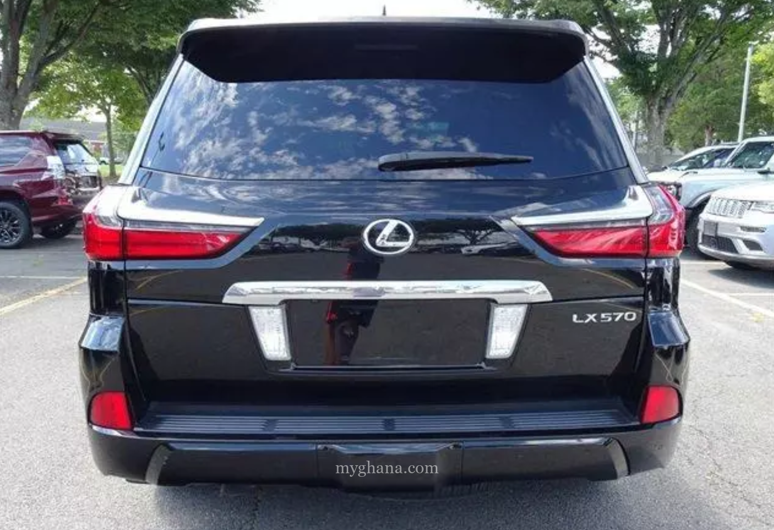 2016 Lexus LX 570 Base