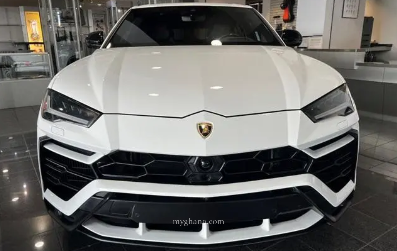 2022 Lamborghini Urus Graphite Capsule