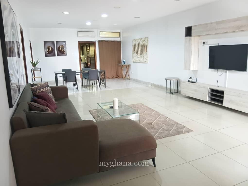 Furnished three bedroom apartment to let at Cantonments, Accra