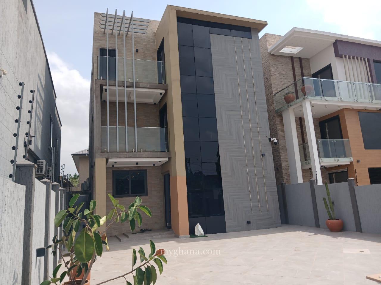 Executive 4 bedroom house for sale at Adjiringanor, East Legon, Accra
