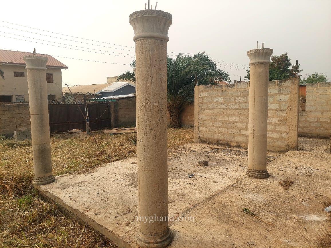 Uncompleted 6 Bedrooms