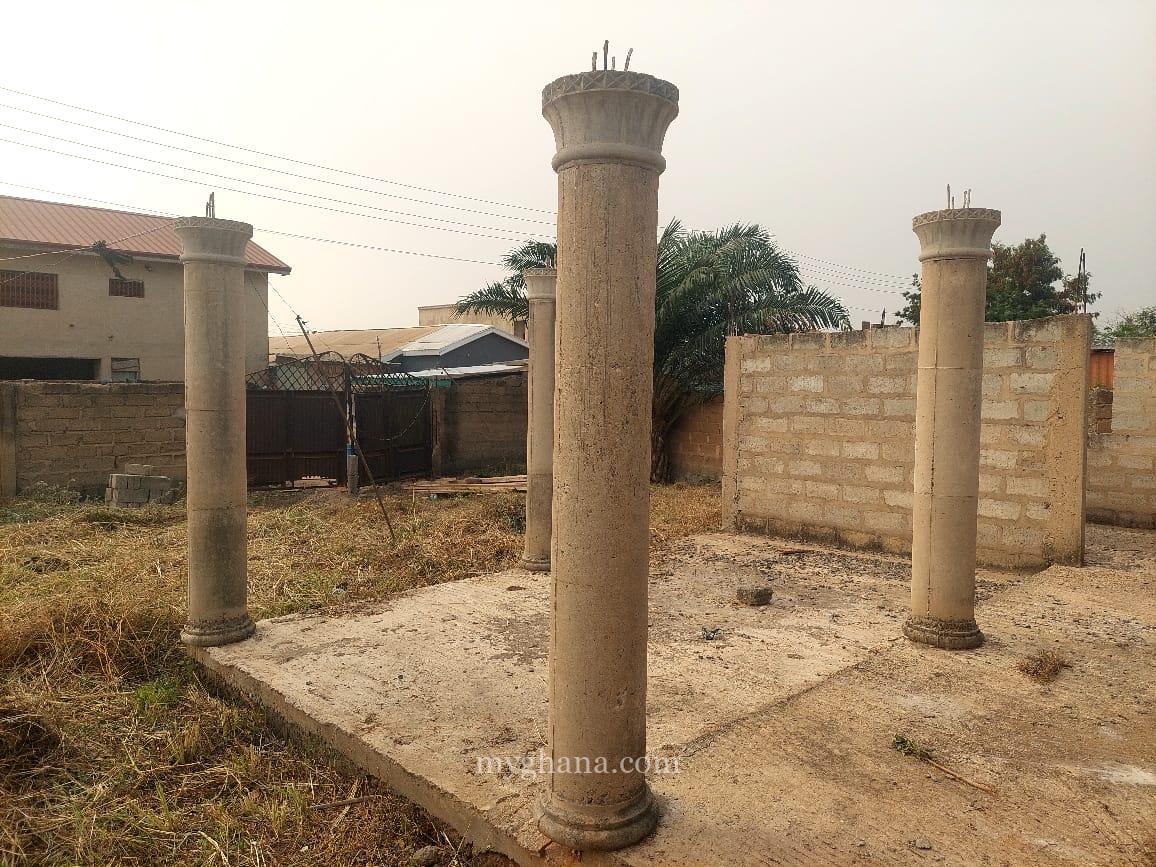 Uncompleted 6 Bedrooms