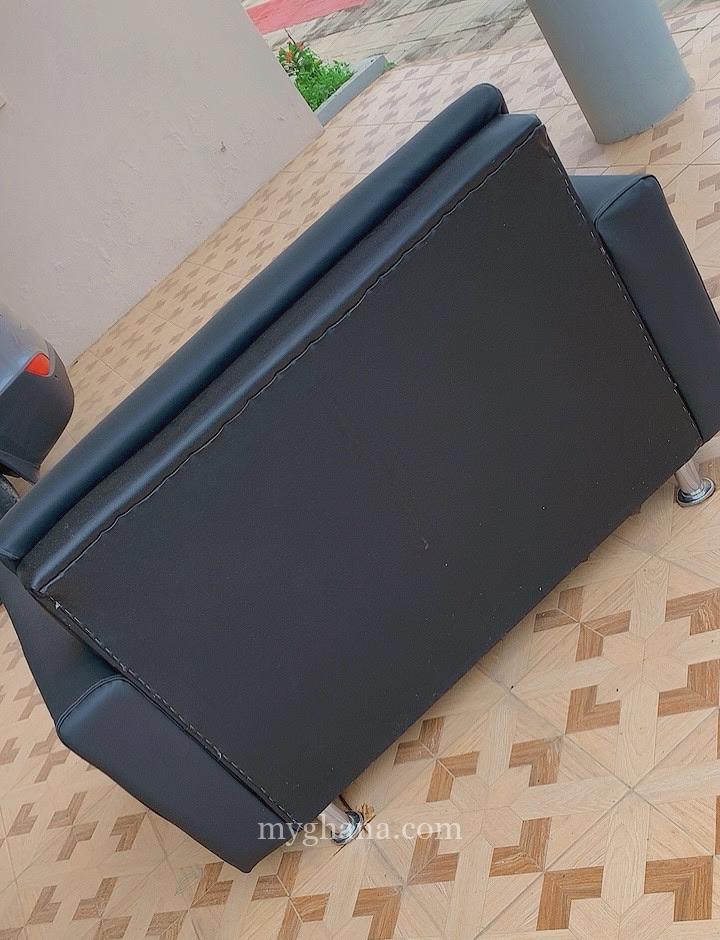 Black Leather 2 in 1 Loveseat Available For A Cool Price