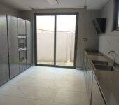 5 bedroom house to let at East Legon near American House, Accra