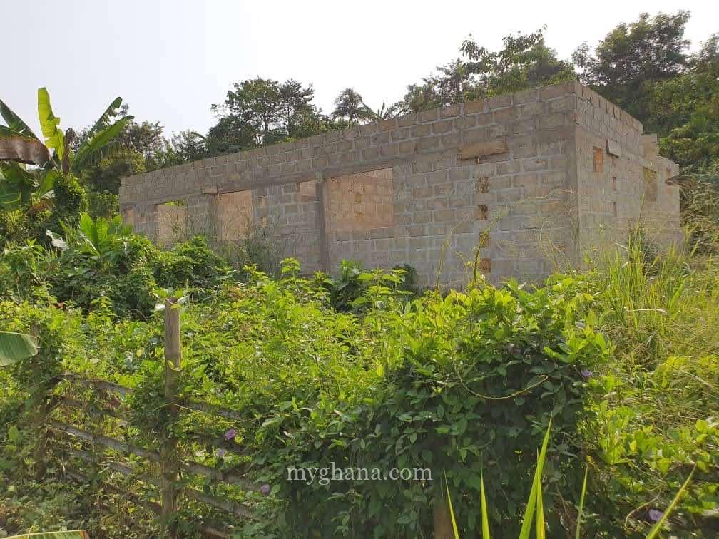 3 bedroom uncompleted