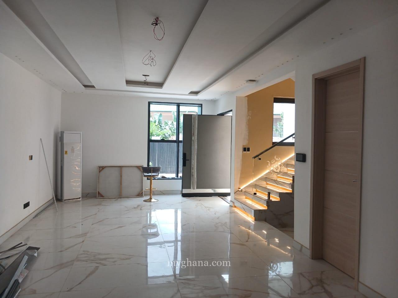 Executive 4 bedroom house for sale at Adjiringanor, East Legon, Accra