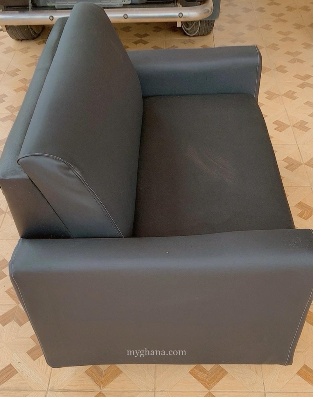 Black Leather 2 in 1 Loveseat Available For A Cool Price
