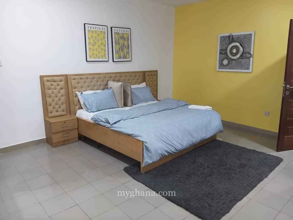 Furnished three bedroom apartment to let at Cantonments, Accra