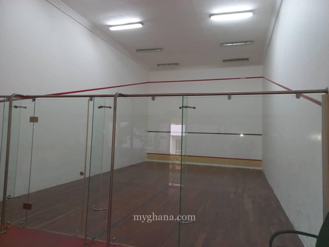 Furnished 4 bedroom apartment to let at Cantonments, Accra