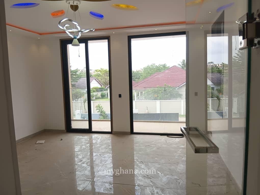 Executive 4 bedroom house for sale at Adjiringanor, East Legon, Accra