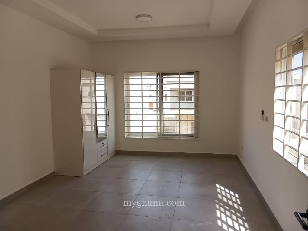 Three bedroom townhouse to let at Spintex, East Airport, Accra