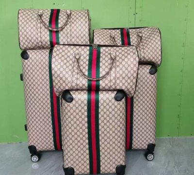 7927AAE1-C021-4E17-B774-4F29D8C2B4D4