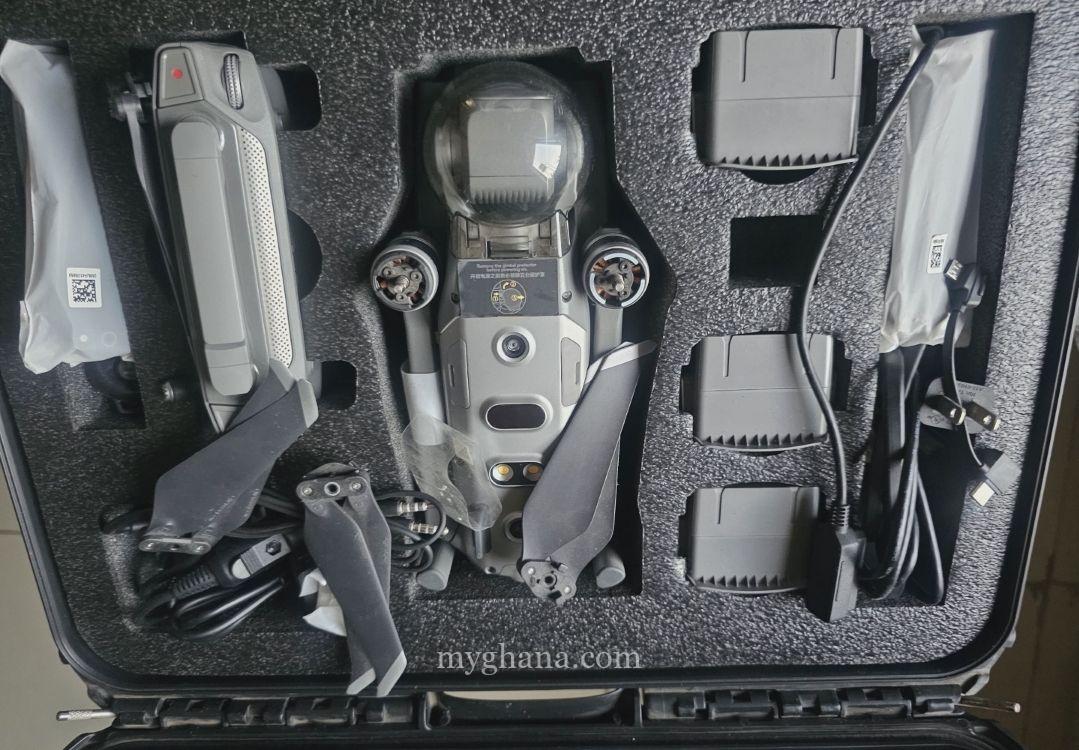 Dji mavic 2 pro fly more combo drone