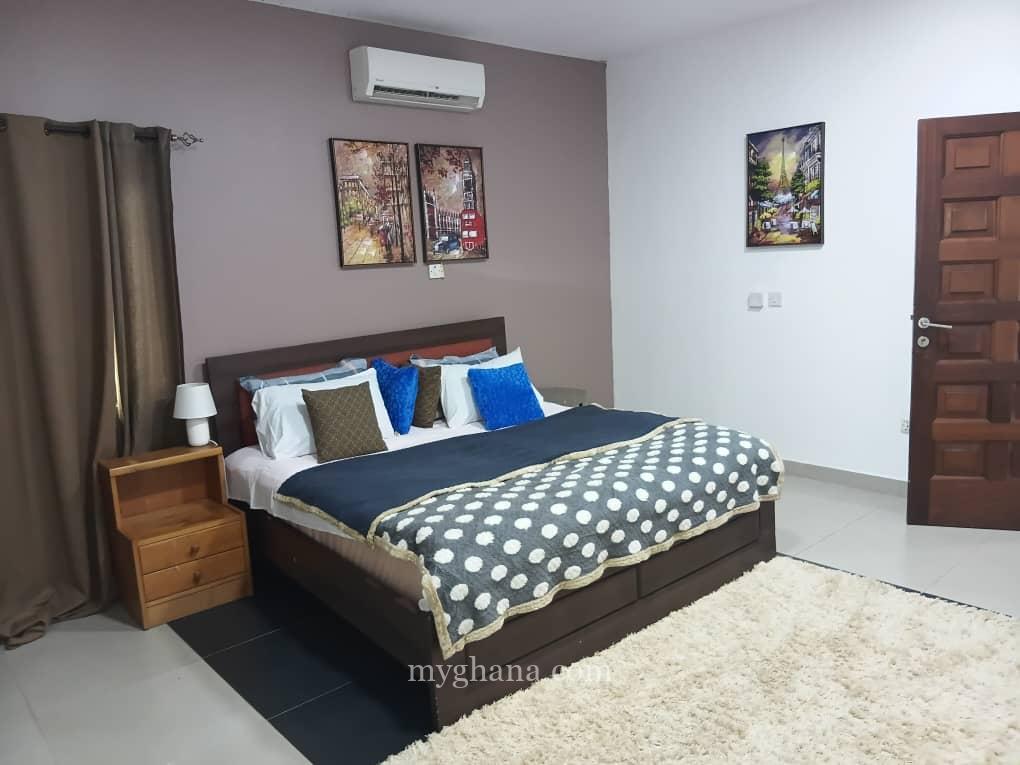 Furnished three bedroom apartment to let at Cantonments, Accra