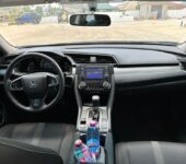 Honda Civic LX – 2016