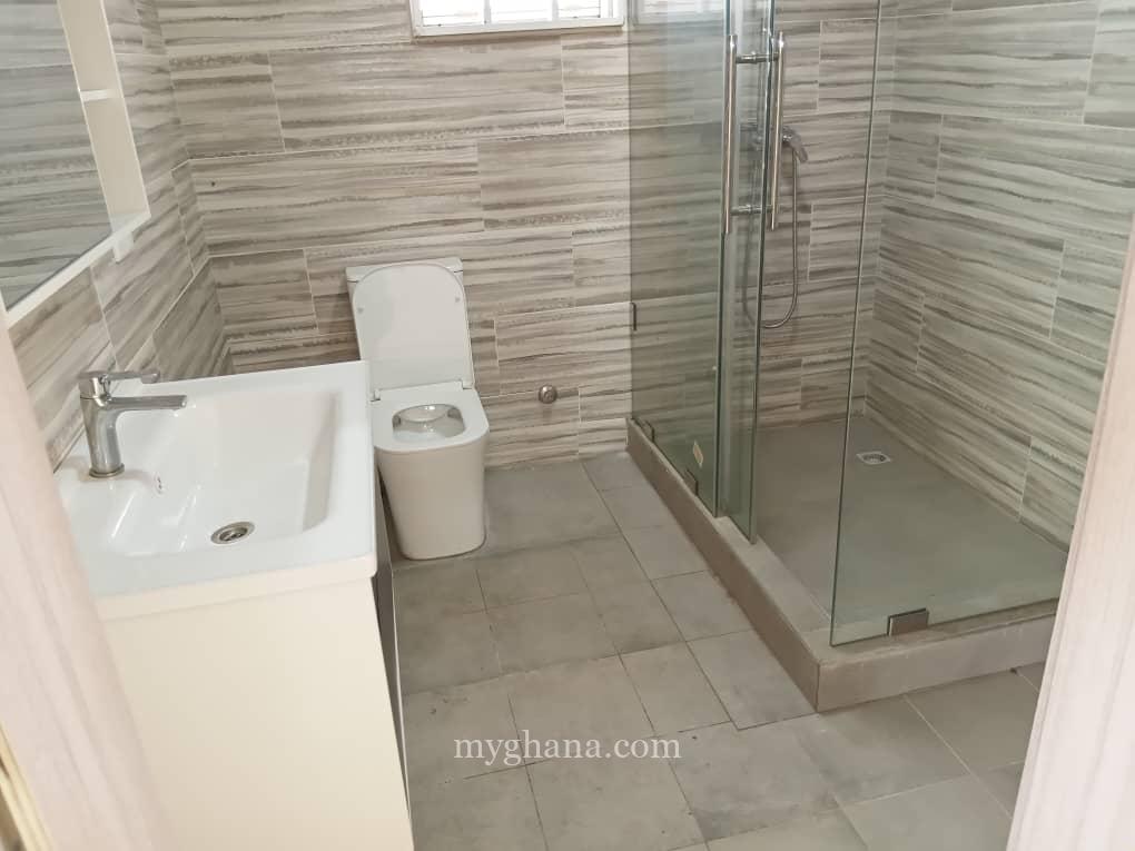 Three bedroom townhouse to let at Spintex, East Airport, Accra