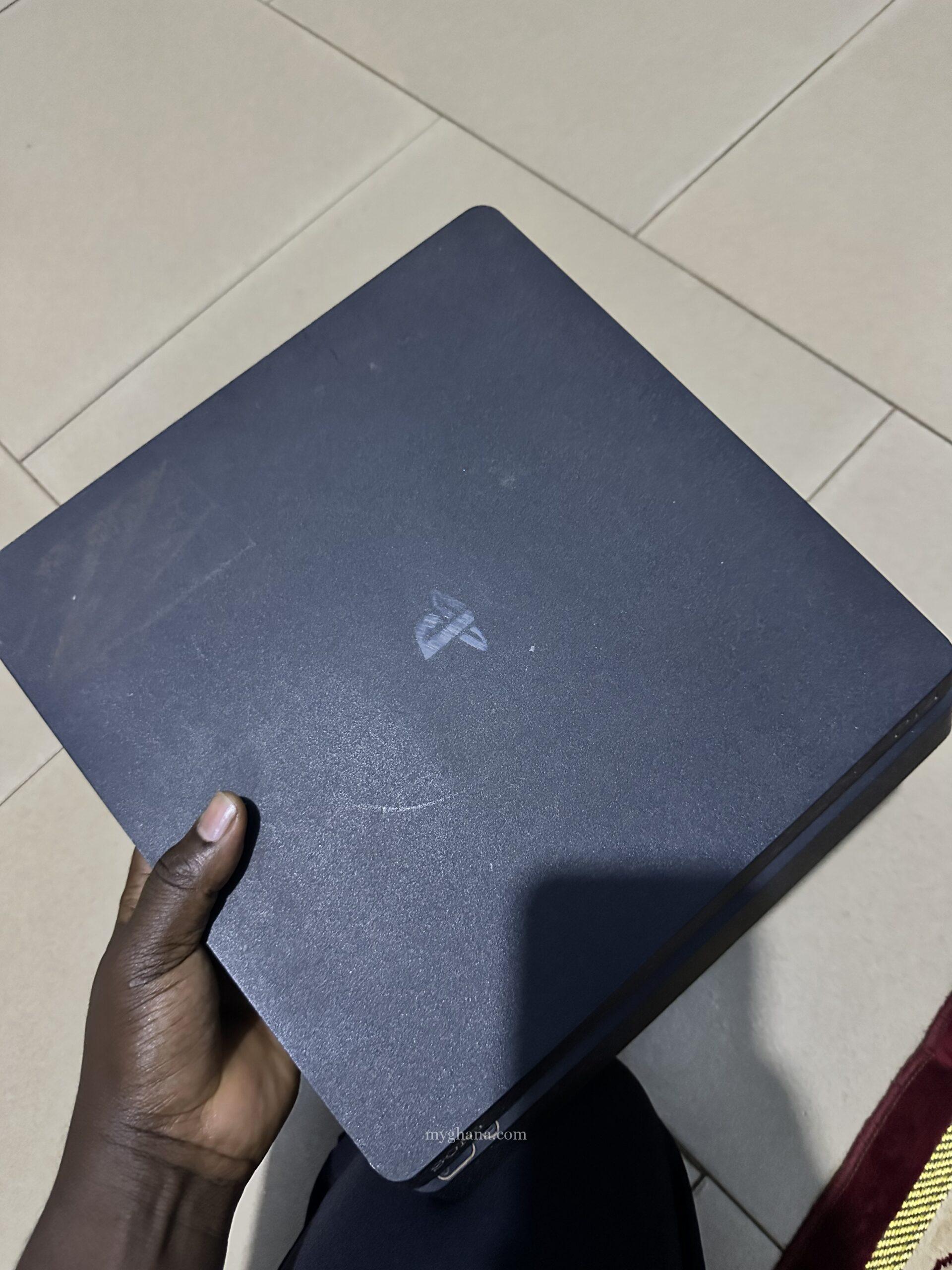 PS4 slim
