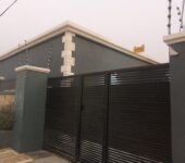 2 bedrooms house for rent at Achimota mile 7
