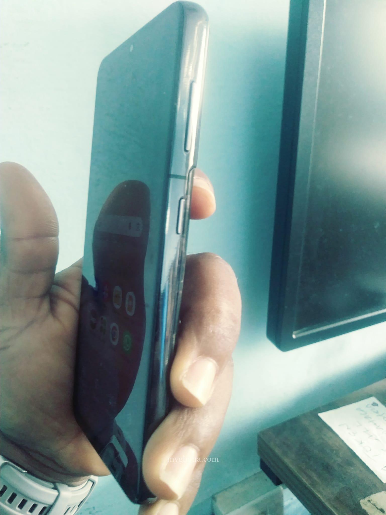 Samsung Galaxy S21 128GB used