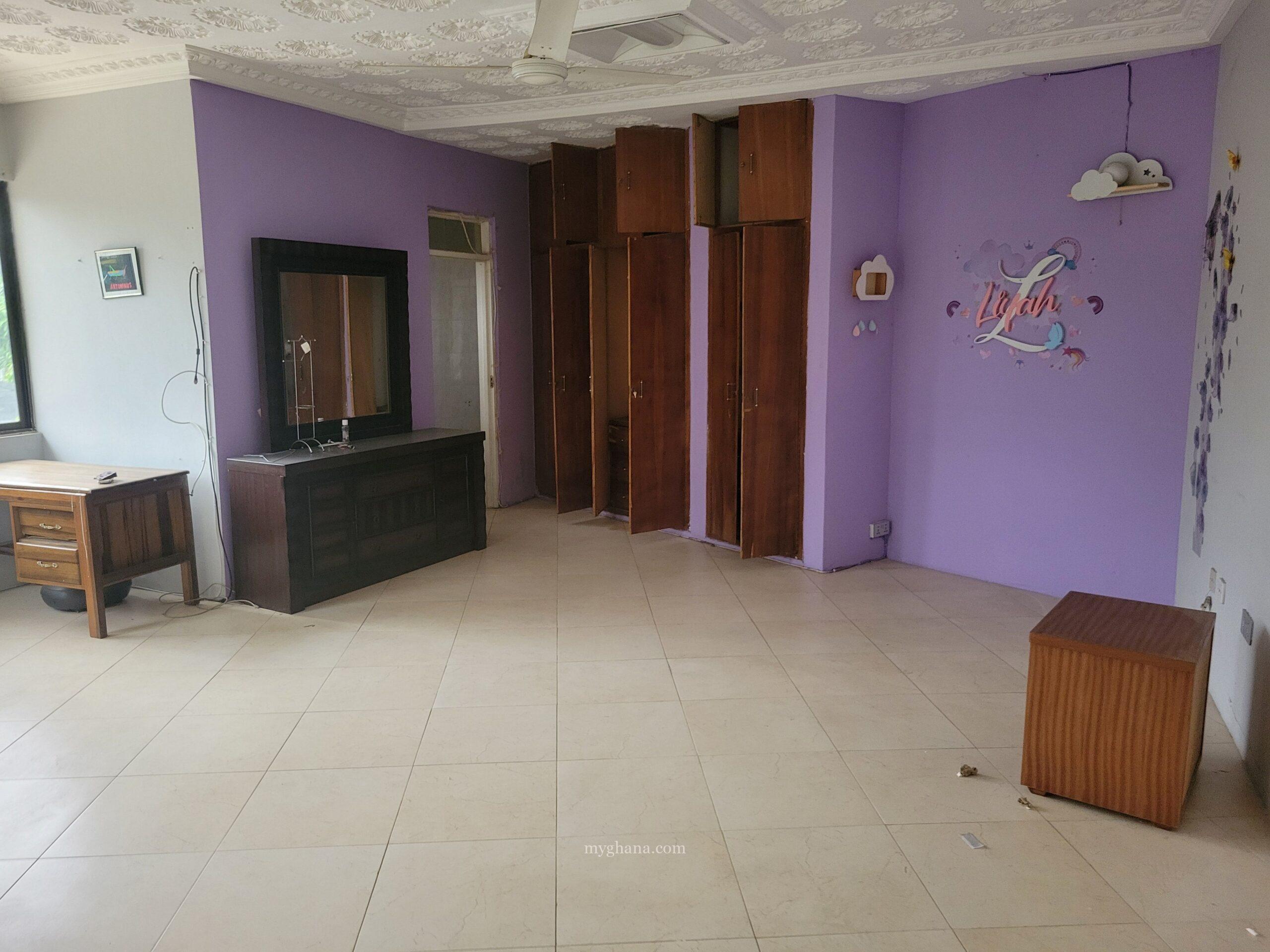 9 Bedroom Mansion for Sale