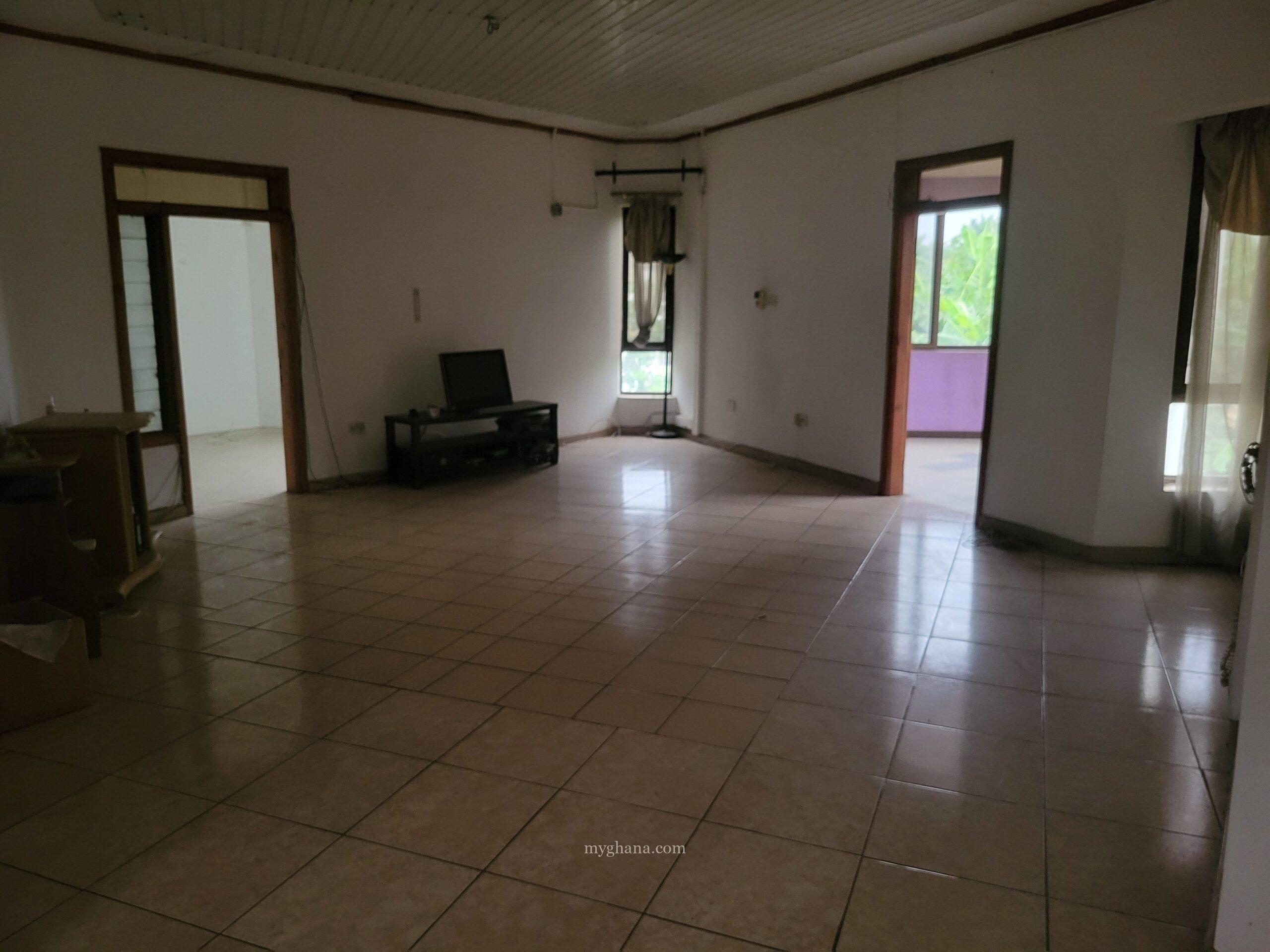 9 Bedroom Mansion for Sale