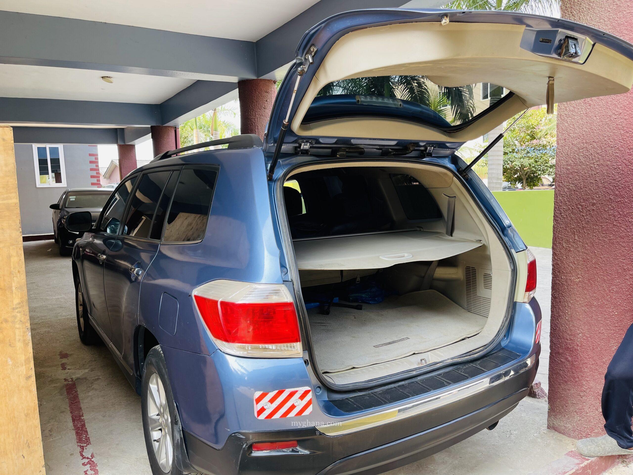 NEAT TOYOTA HIGHLANDER