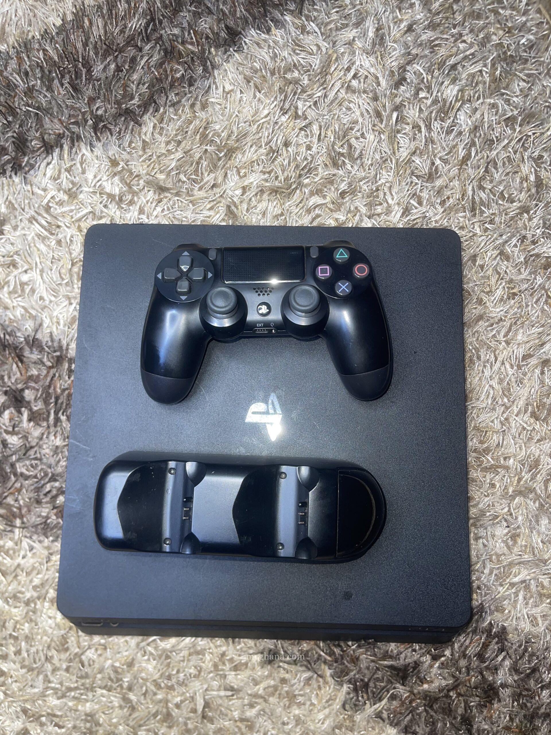 PS4 SLIM