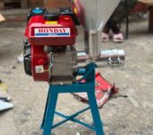 Commercial fufu machine with 7.5hp gasoline engine