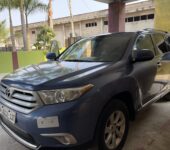 NEAT TOYOTA HIGHLANDER