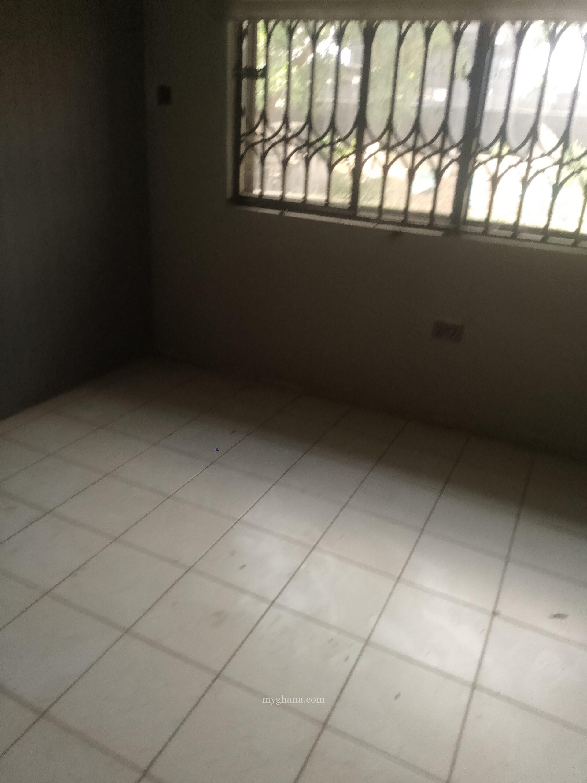 3 bedrooms house for rent at Achimota
