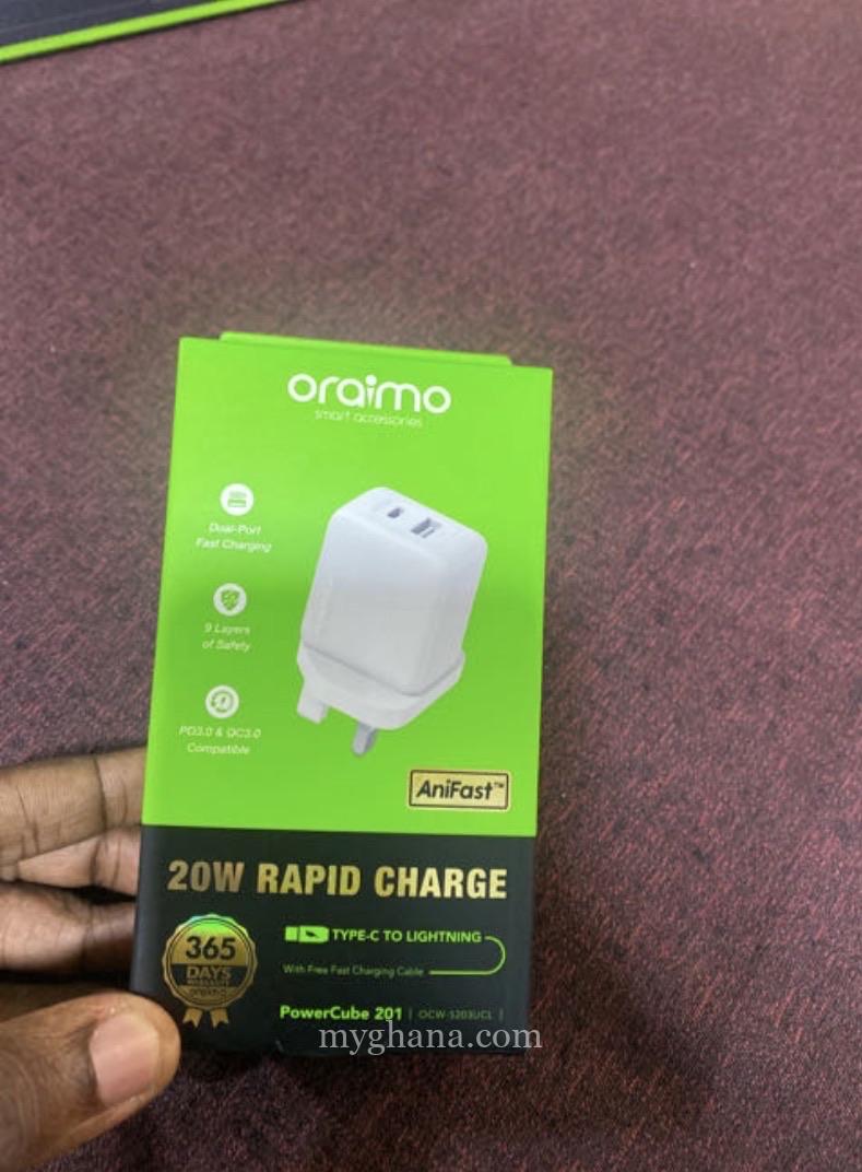 oraimo PowerCube 201 – 20W UK Plug Charger Kit