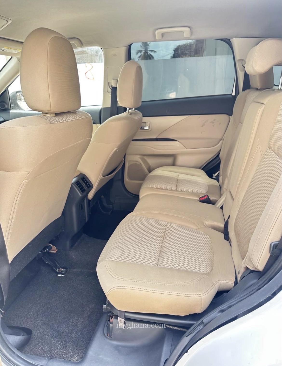 2020 MITSUBISHI OUTLANDER