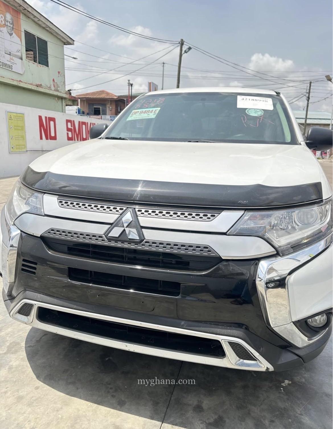 2020 MITSUBISHI OUTLANDER