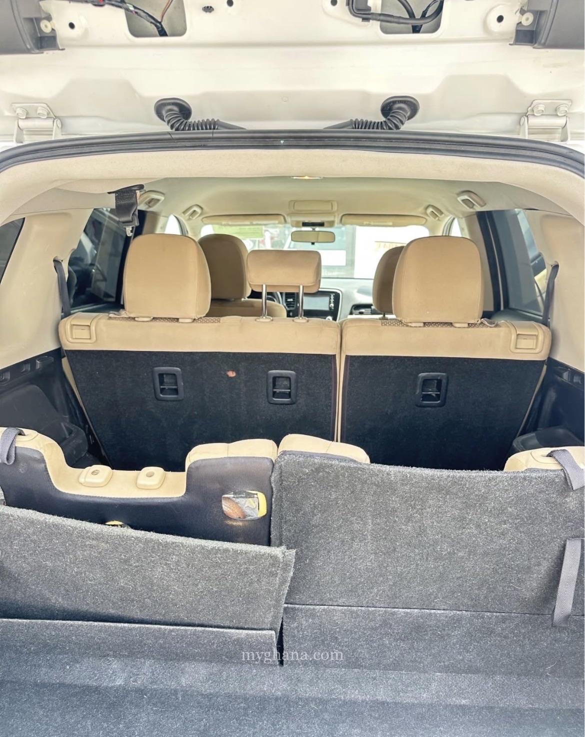 2020 MITSUBISHI OUTLANDER