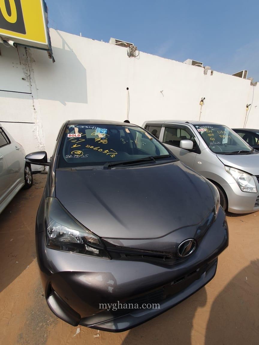 Toyota Vitz 2016