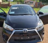 2016 Toyota Yaris L ( very Clean and just cleared )