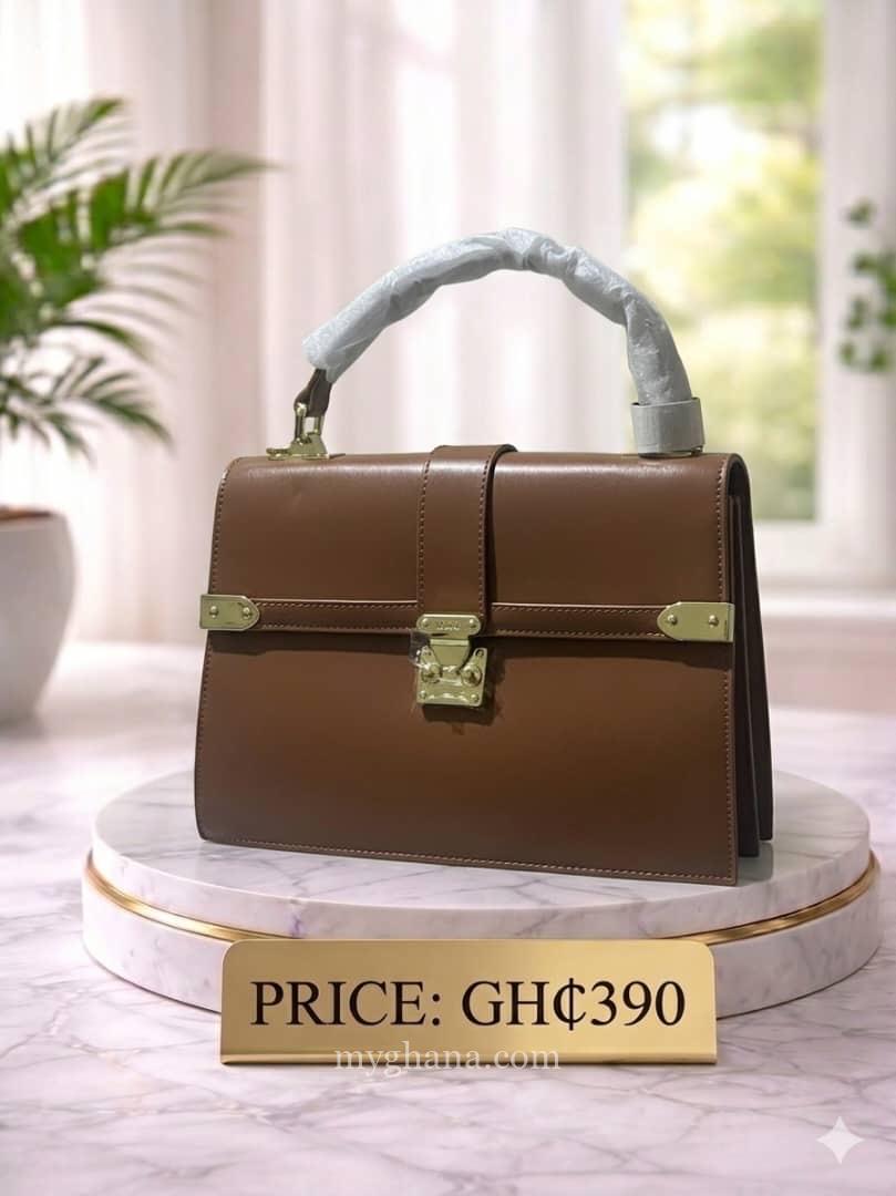Ladies hand bag