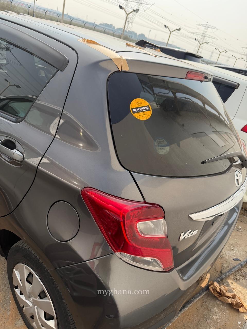 Toyota Vitz 2016