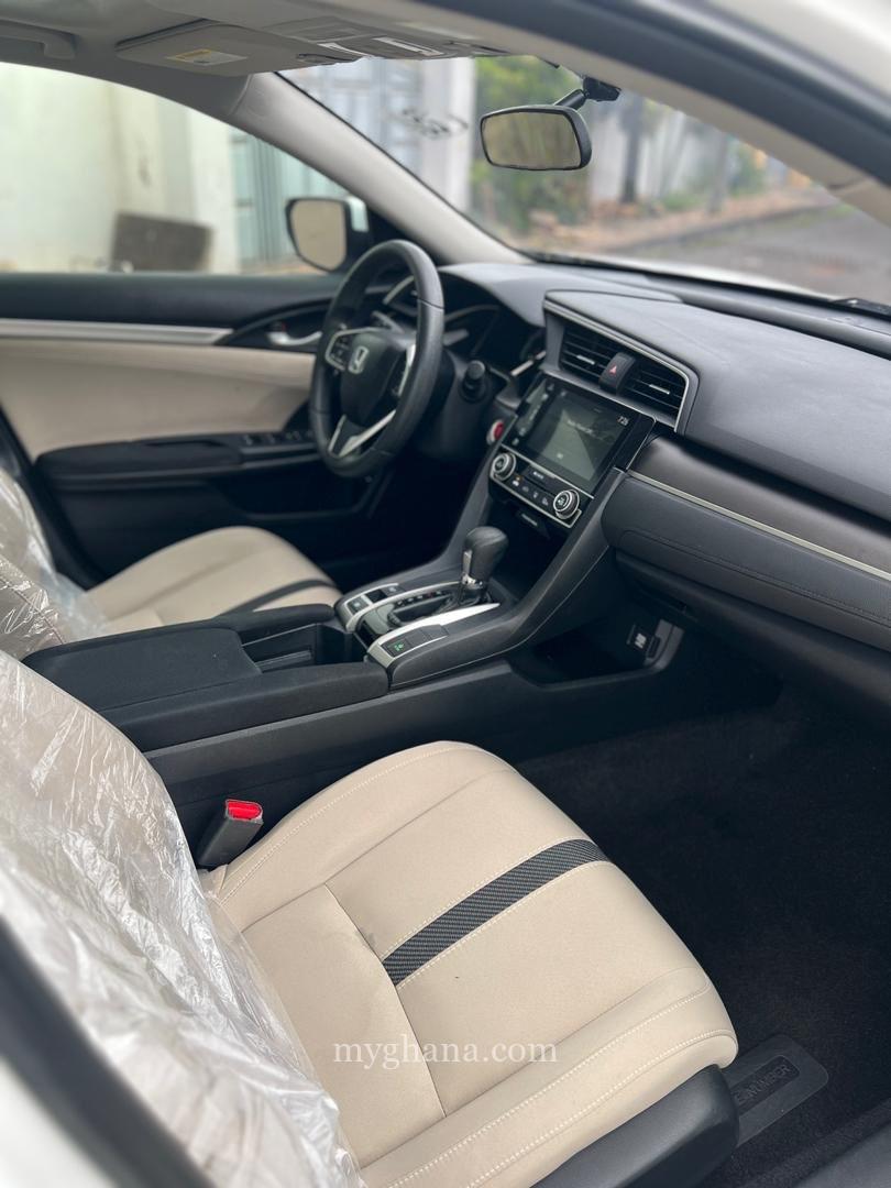 Honda civic 2017 model
