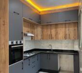 Kitchen cabinet