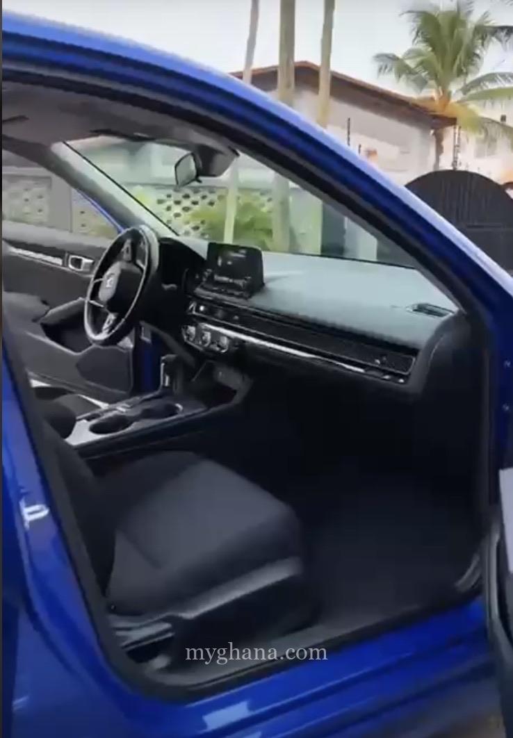 Honda Civic EX 4DR