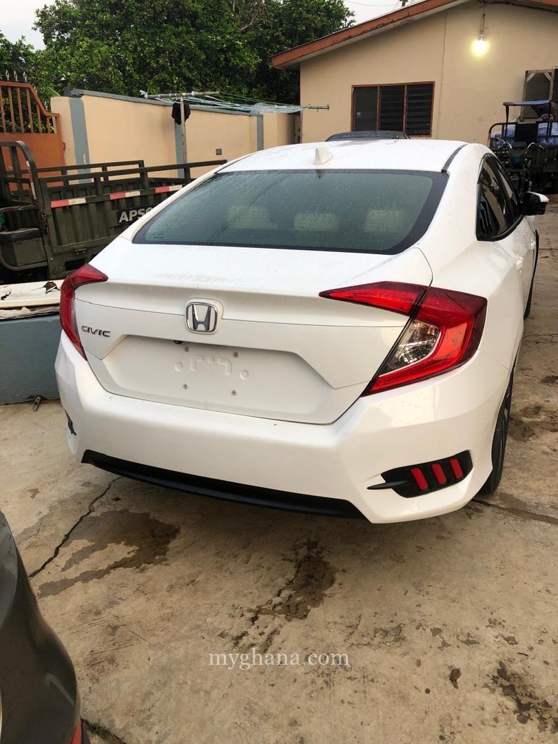 Honda civic 2017 model