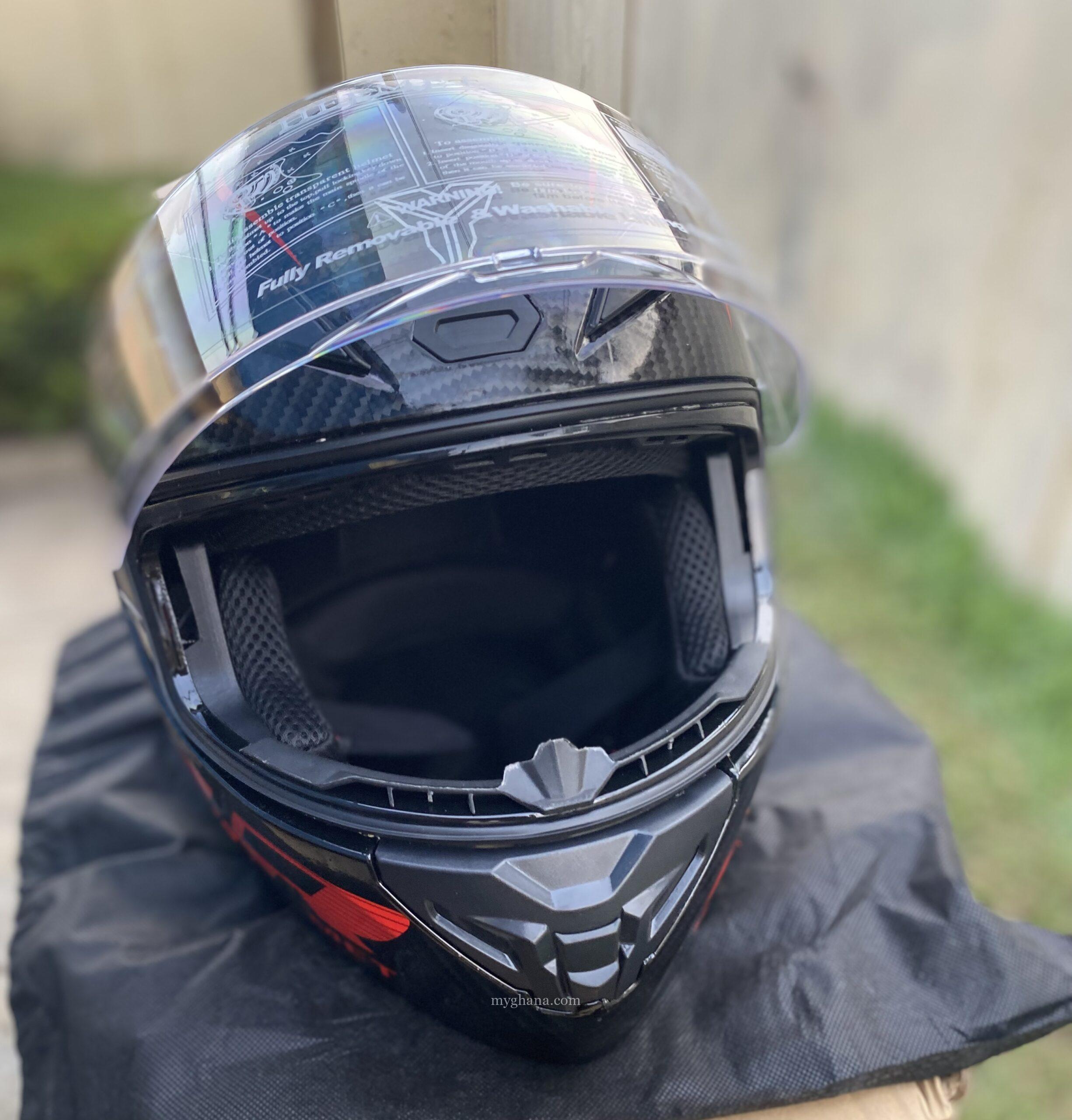 Motorcycle helmet